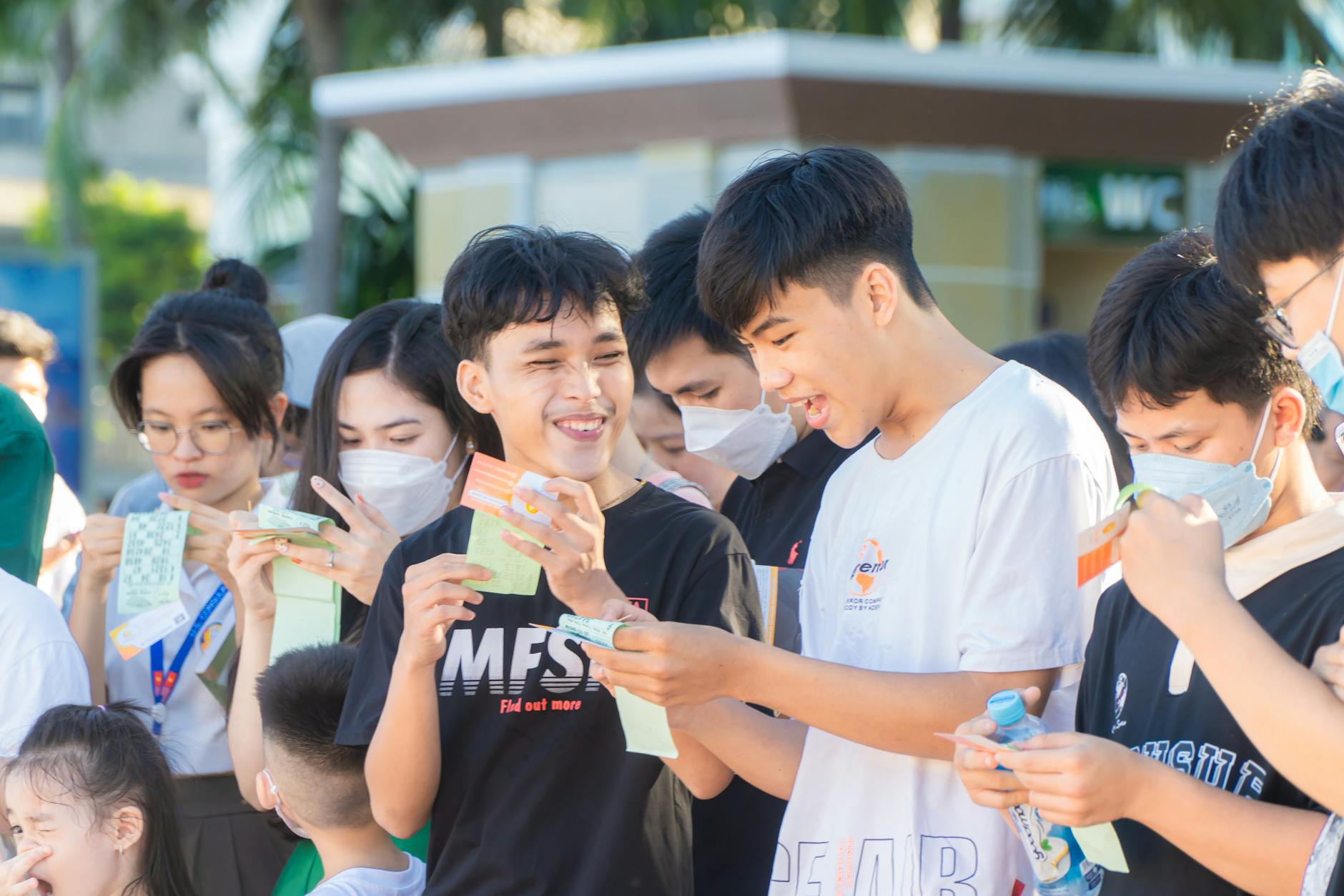 Minh họa các mức cấp đạn khác nhau trong game bắn cá